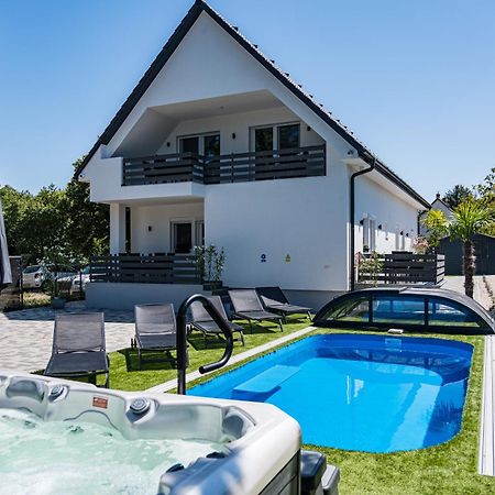 Balatonic Lime Apartmanhaz シオーフォク エクステリア 写真